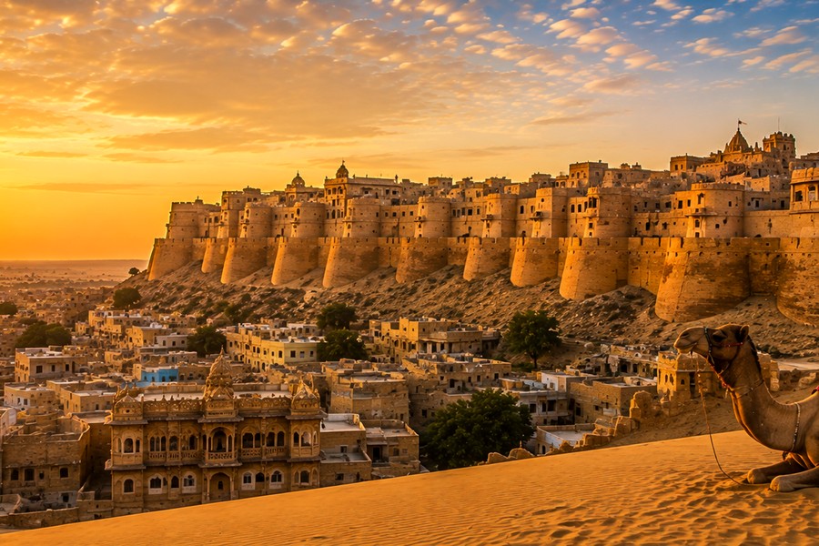 Jaisalmer Rajasthan fort and desert